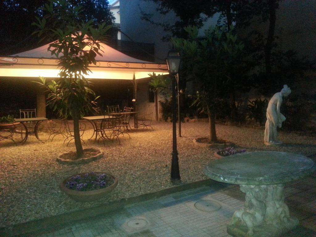 Appartamento Little Garden Donatello Firenze Esterno foto