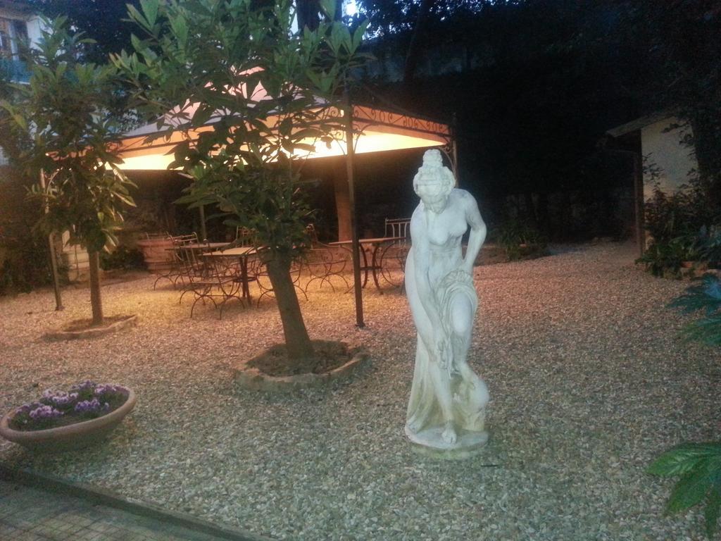 Appartamento Little Garden Donatello Firenze Esterno foto